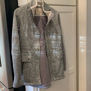 Altar’d State jacket with removable fur (faux) trimmed hood, Size Medium